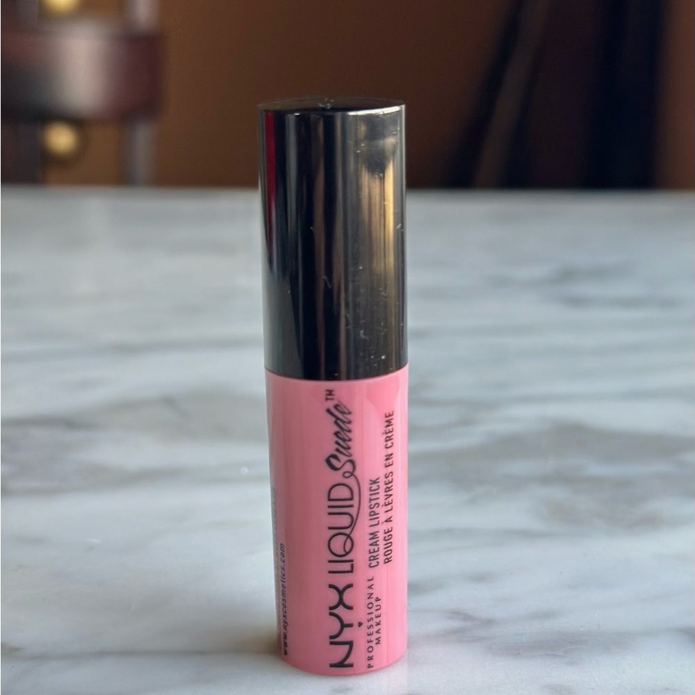NYX Liquid Suede